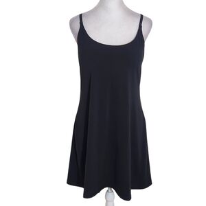 Healthy Yoga Black Tennis Dress Size Large NWT